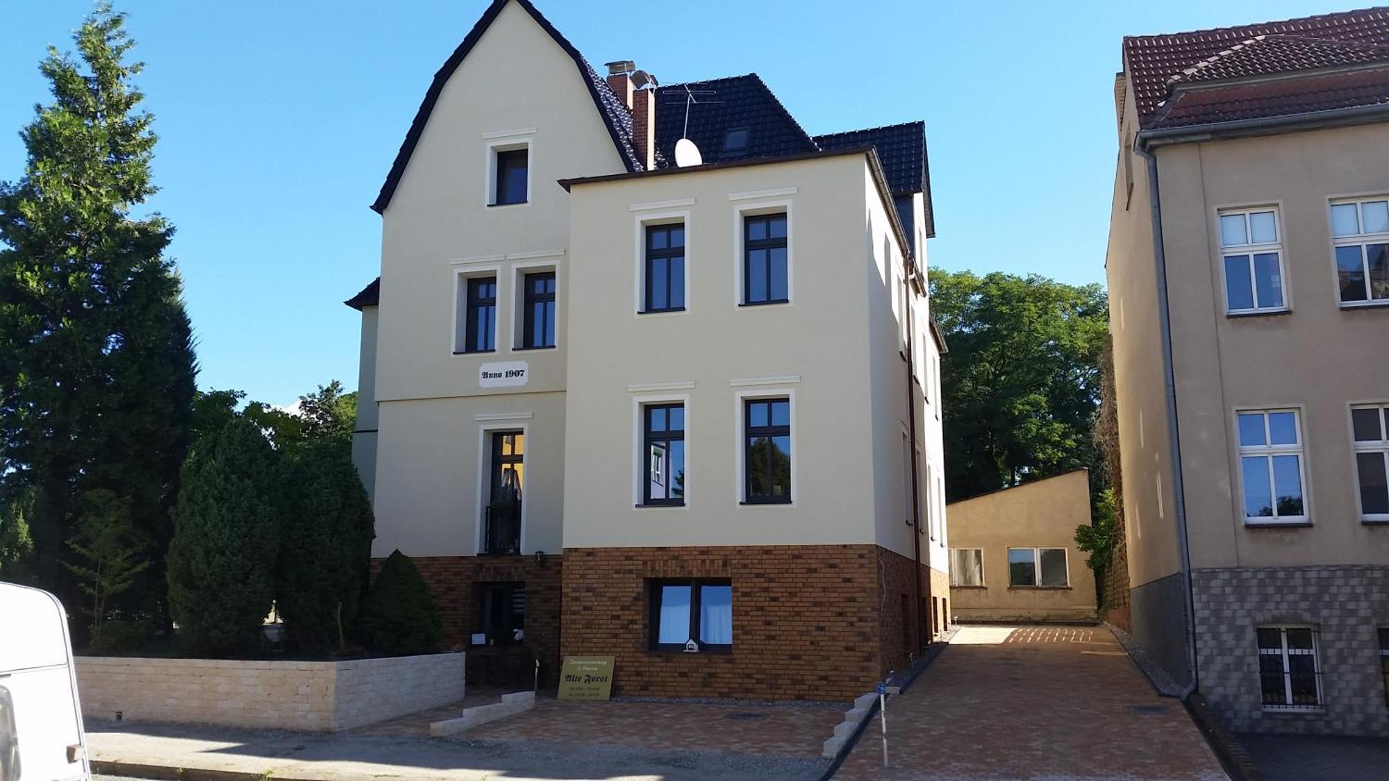 Guest House Altes Forstamt Eberswalde-Finow Exterior photo